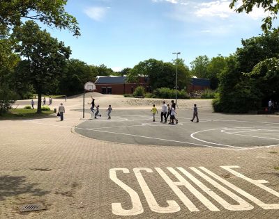 Gesamtschule Wanne-Eickel Schulhof Basketball